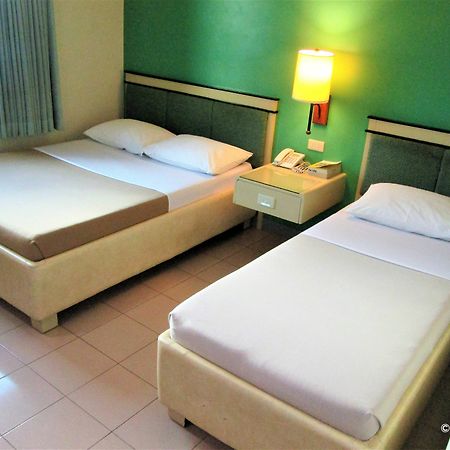 New Dawn Pensionne House Cagayan de Oro Buitenkant foto