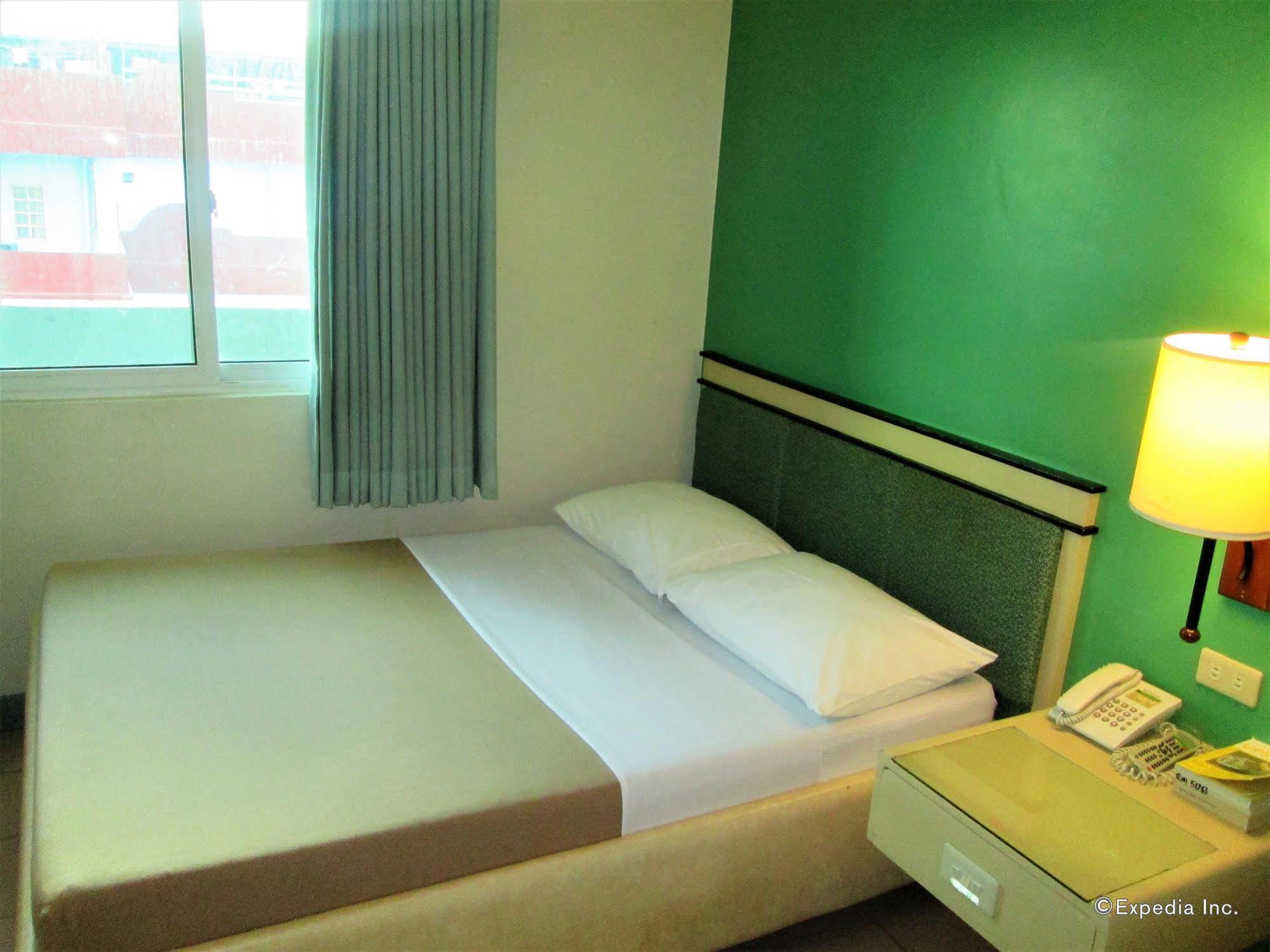 New Dawn Pensionne House Cagayan de Oro Buitenkant foto
